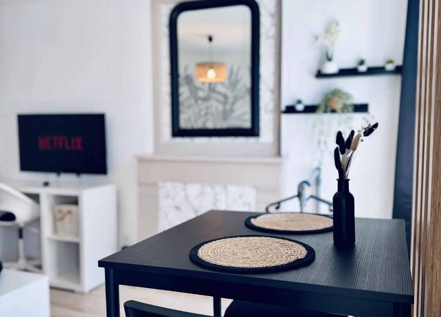 Logement Moderne Au Coeur De La Ville Quimper Francia
